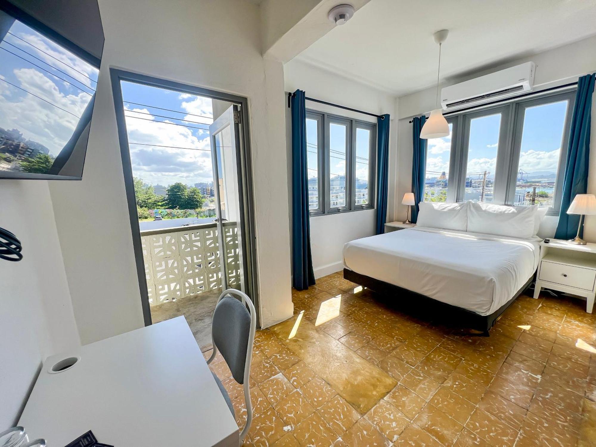 Urbana Hotel San Juan Buitenkant foto