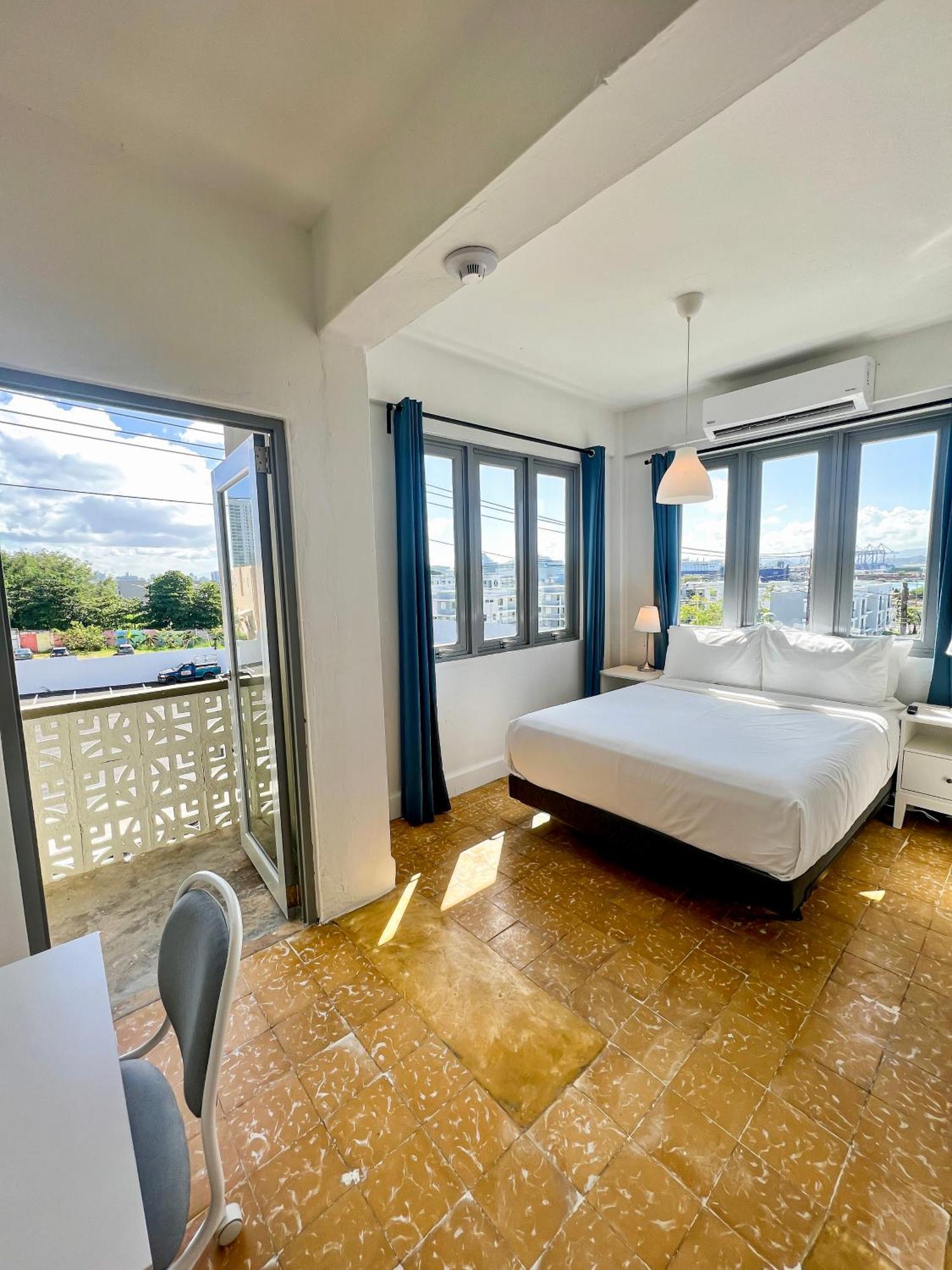 Urbana Hotel San Juan Buitenkant foto