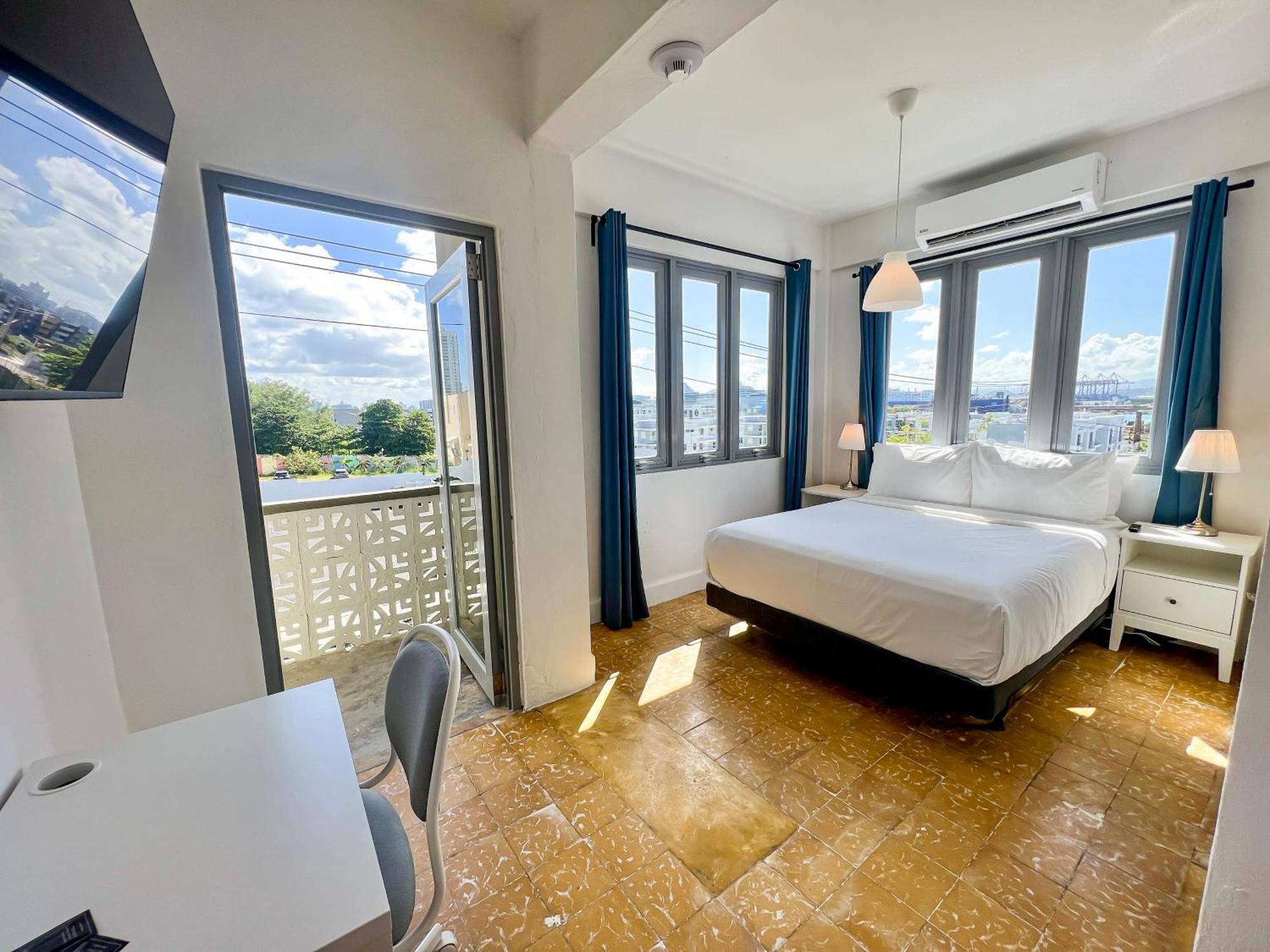 Urbana Hotel San Juan Buitenkant foto